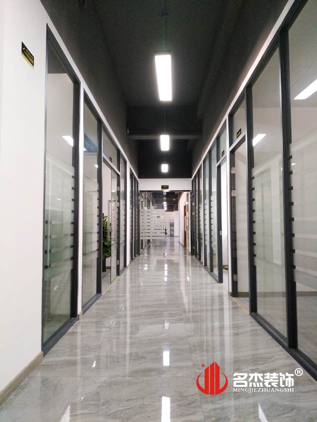 走道裝修設計完工照.jpg